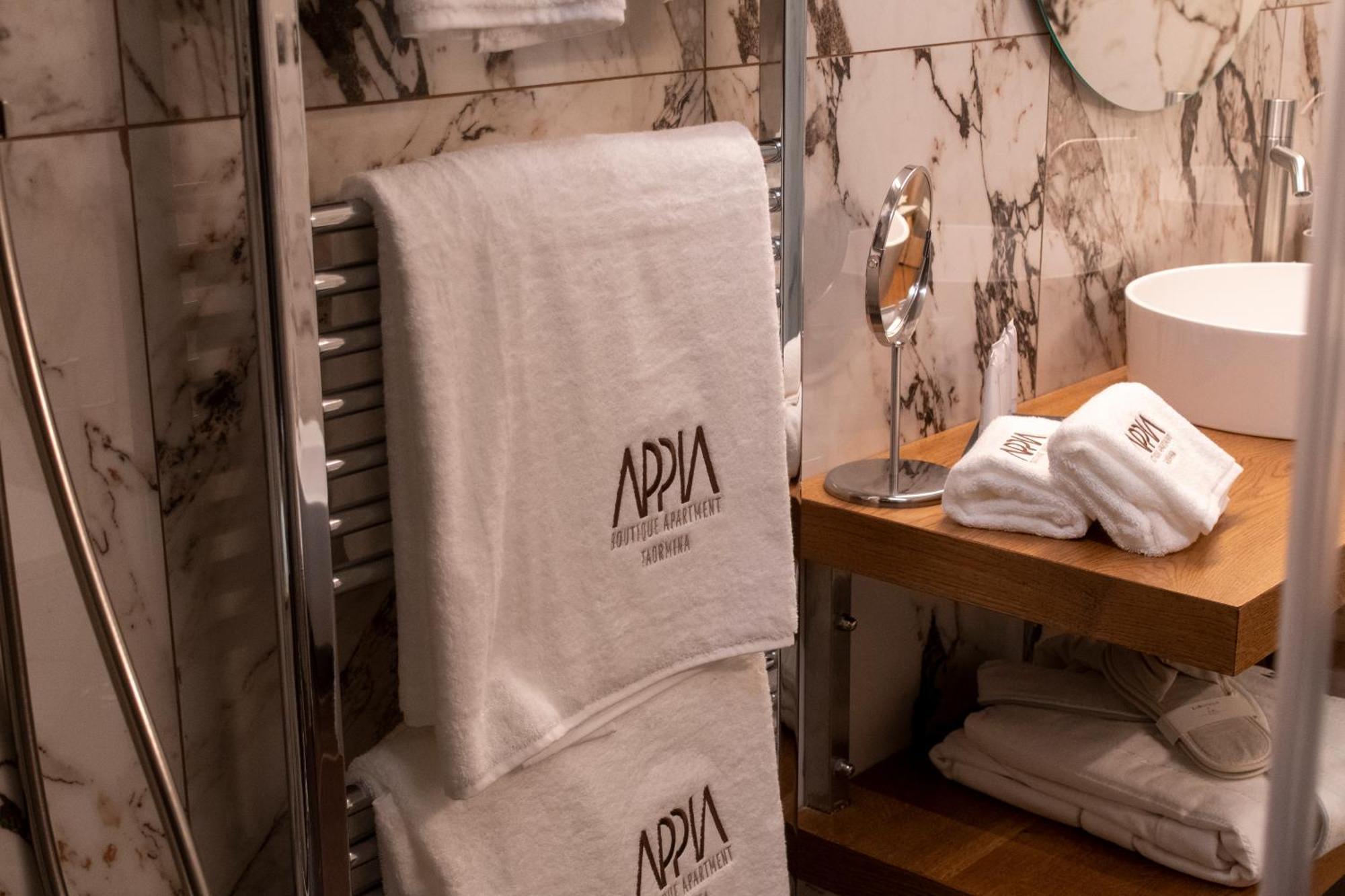 Appia Boutique Apartment Taormina Esterno foto